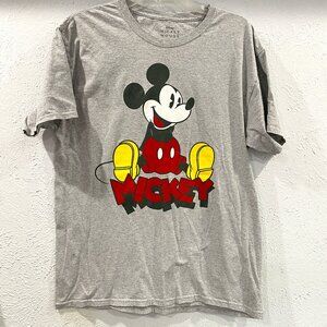 Disney Mickey Mouse men's size L (42/44) grey short sleeved tee shirt.EUC